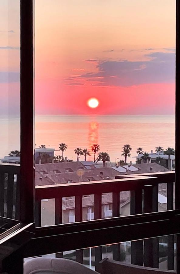 Valencia Beachfront Home 23 מראה חיצוני תמונה